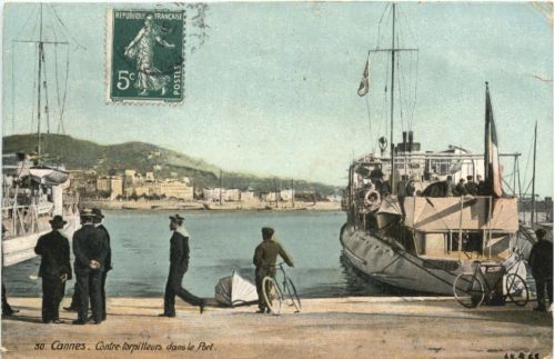 Cannes - Contre torpitteurs dans le Port