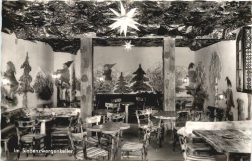 Waldkraiburg, Cafe Knusperhäuschen, Im Siebenzwergenkeller