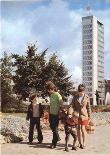 Neubrandenburg, Haus der Kultur und Bildung