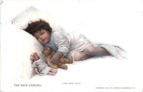 Kind mit Teddy