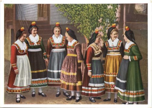 Hessenmädchen im Zwiegespräch