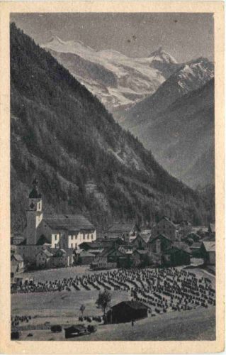 Neustift gegen Stubaier Ferner