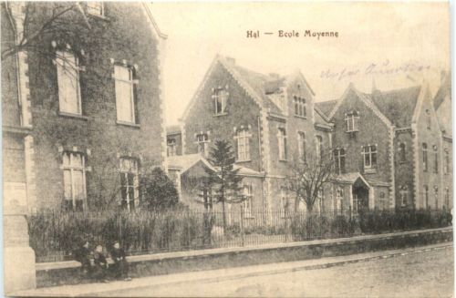 Hal - Ecole Moyenne