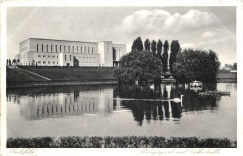 Bielefeld - Bürgerpark und Oetkerhalle