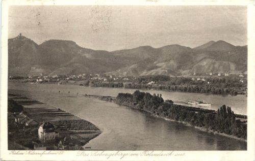 Das Siebengebirge vom Rolandseck aus