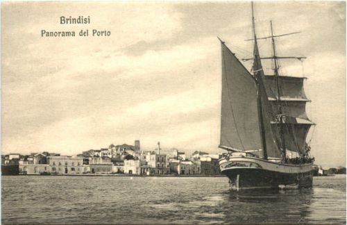 Brindisi - Panorama del Porto
