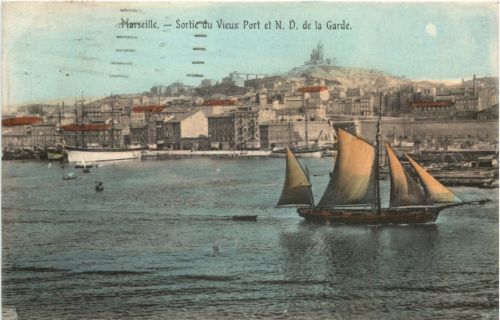 Marseille - Sortie du Vieux Port