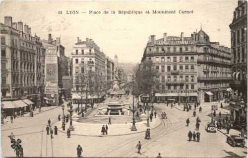 Lyon - Place de la Republique