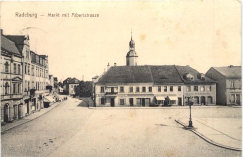 Radeburg - MaArkt mit Albertstrasse