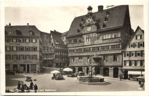 Tübingen Marktplatz mit Rathaus