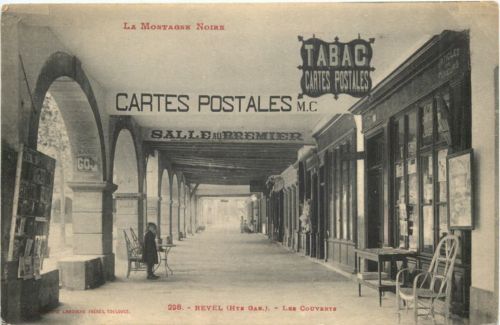 Revel - Les Couverts - Cartes Postales