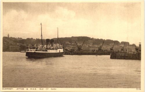 Guernsey - Jetties & RMS Isle of Sark
