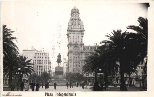 Montevideo - Plaza Independencia