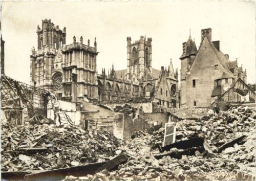 Evreux 1940 - La Cathedrale