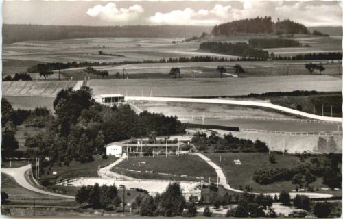 Hünfeld - Schwimmbad mit Stadion