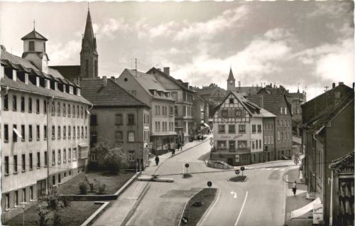 Hünfeld - Niedertor mit St. Elisabeth Krankenhaus