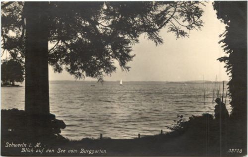 Schwerin - Blick auf den See