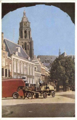 Arnhem - Doorkijk Sabelspoort naar markt