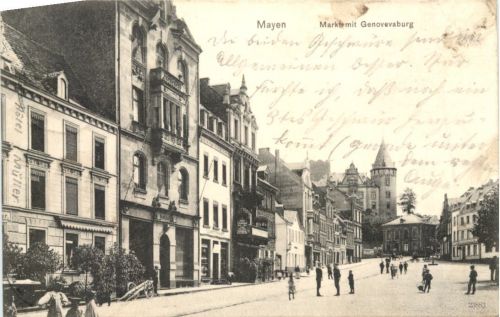 Mayen - Markt mit Genovevaburg
