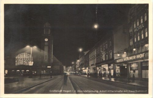 Hagen in der Abendstimmung - Adolf Hitlerstrasse