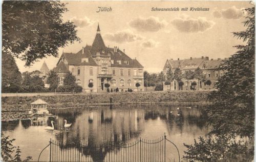 Jülich - Schwanenteich mit Kreishaus