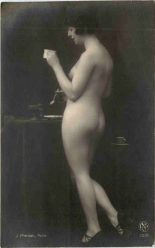 Erotik - Frau - Photo J. Mandel Paris