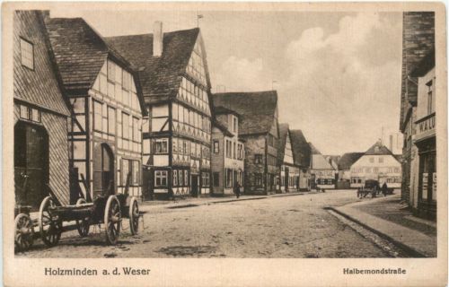 Holzminden an der Weser - Halbemondstraße