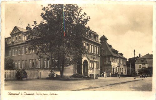 Oberursel im Taunus - Partie beim Rathaus