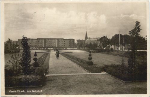 Wanne-Eickel - Am Bahnhof