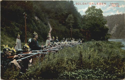 Soldatenleben - Infanterie in Deckung