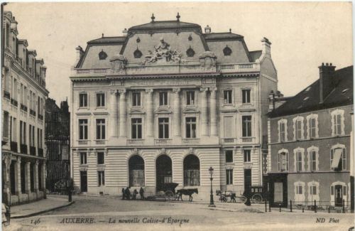 Auxerre - La nouvelle Caisse d Epargne
