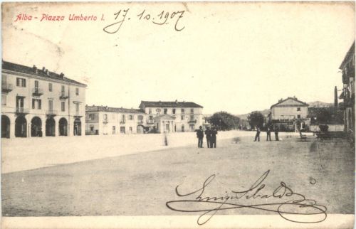 Alba - Piazza Umberto I