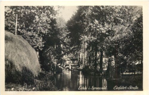 Lehde im Spreewald - Einfahrt Straße
