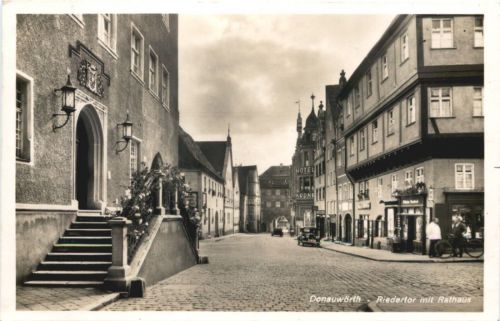 Donauwörth - Riedertor mit Rathaus