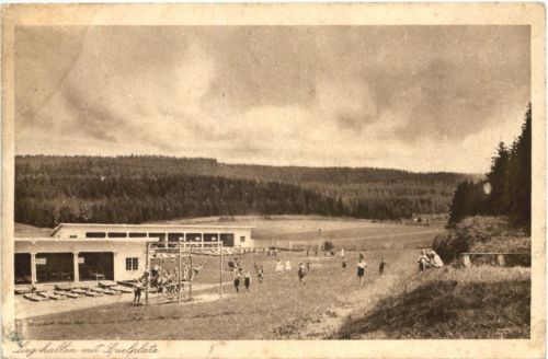 Bad Dürrheim - Liegehallen mit Spielplatz