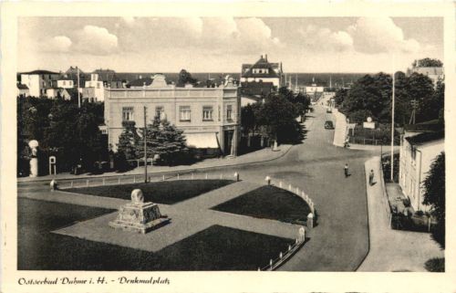 Ostseebad Dahme in Holstein - Denkmalplatz