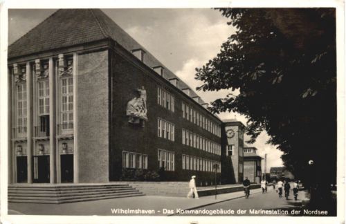 Wilhelmshaven - Kommandogebäude der Marinestation