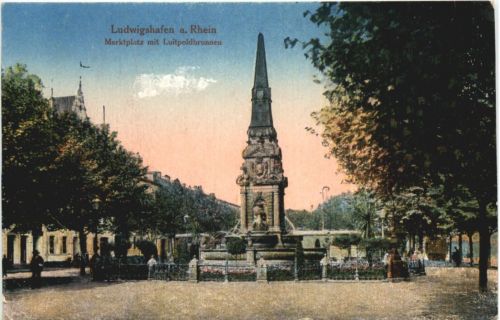 Ludwigshafen am Rhein - Marktplatz
