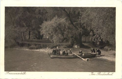 Frauenwörth - Im Ruderboot