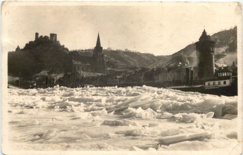 Der veireiste Rhein bei Oberwesel 1929