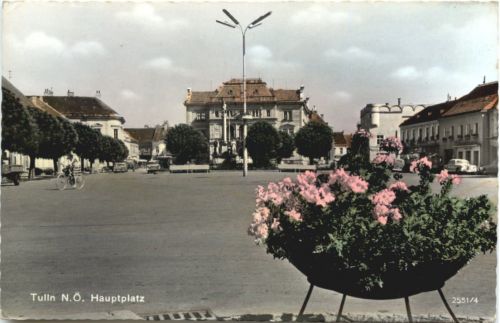 Tulln - Hauptplatz