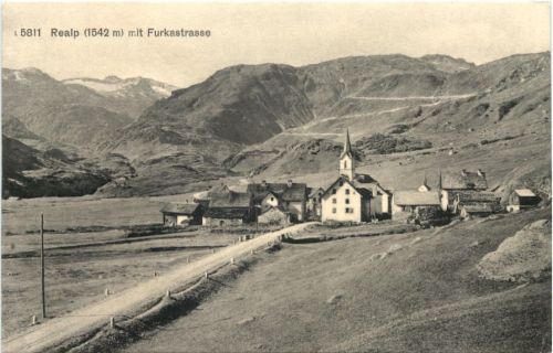 Realp mit Furkastrasse