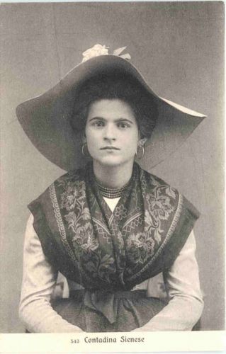Contadina Sienese