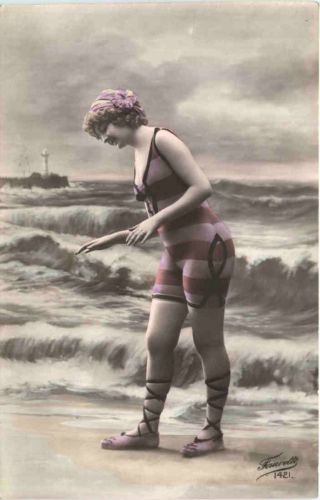 Frau in Bademode