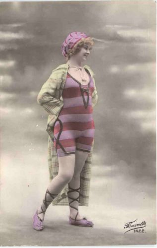 Frau in Bademode