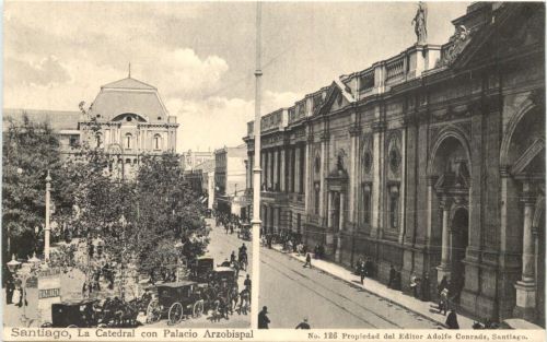 Santiago - La Catedral con Palacio Arzbispal
