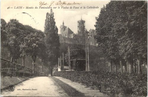 Laon - Montee du Funiculaire