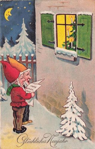 AK Zwei Zwerge musizieren zu Weihnachten vor einem Fenster