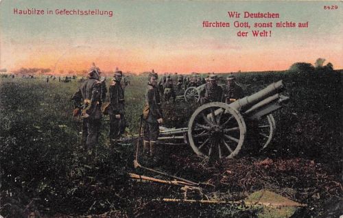Haubitze in Gefechtsstellungc