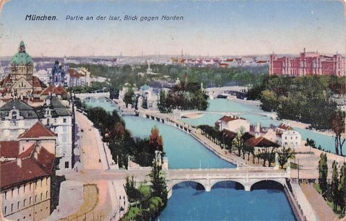 München Partie an der Isar Blick gegen Norden